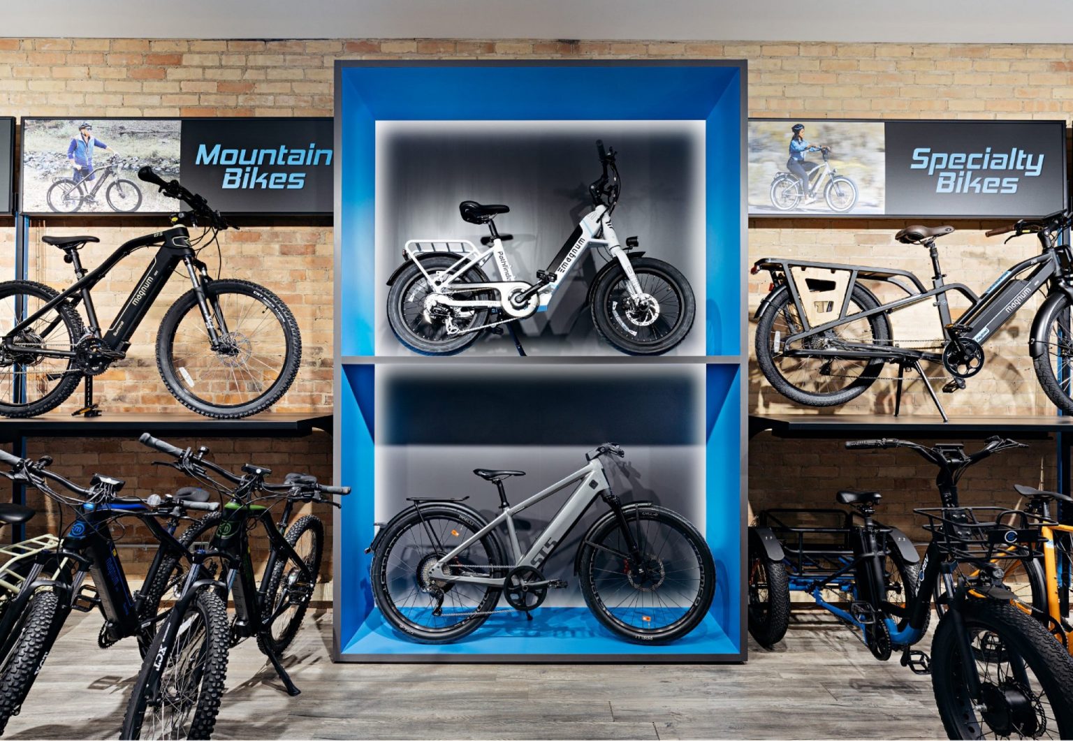 » Epic Cycles bicycle store by Figure3