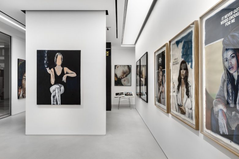 » Corridor Contemporary Gallery by Sharon Weiser Architecture