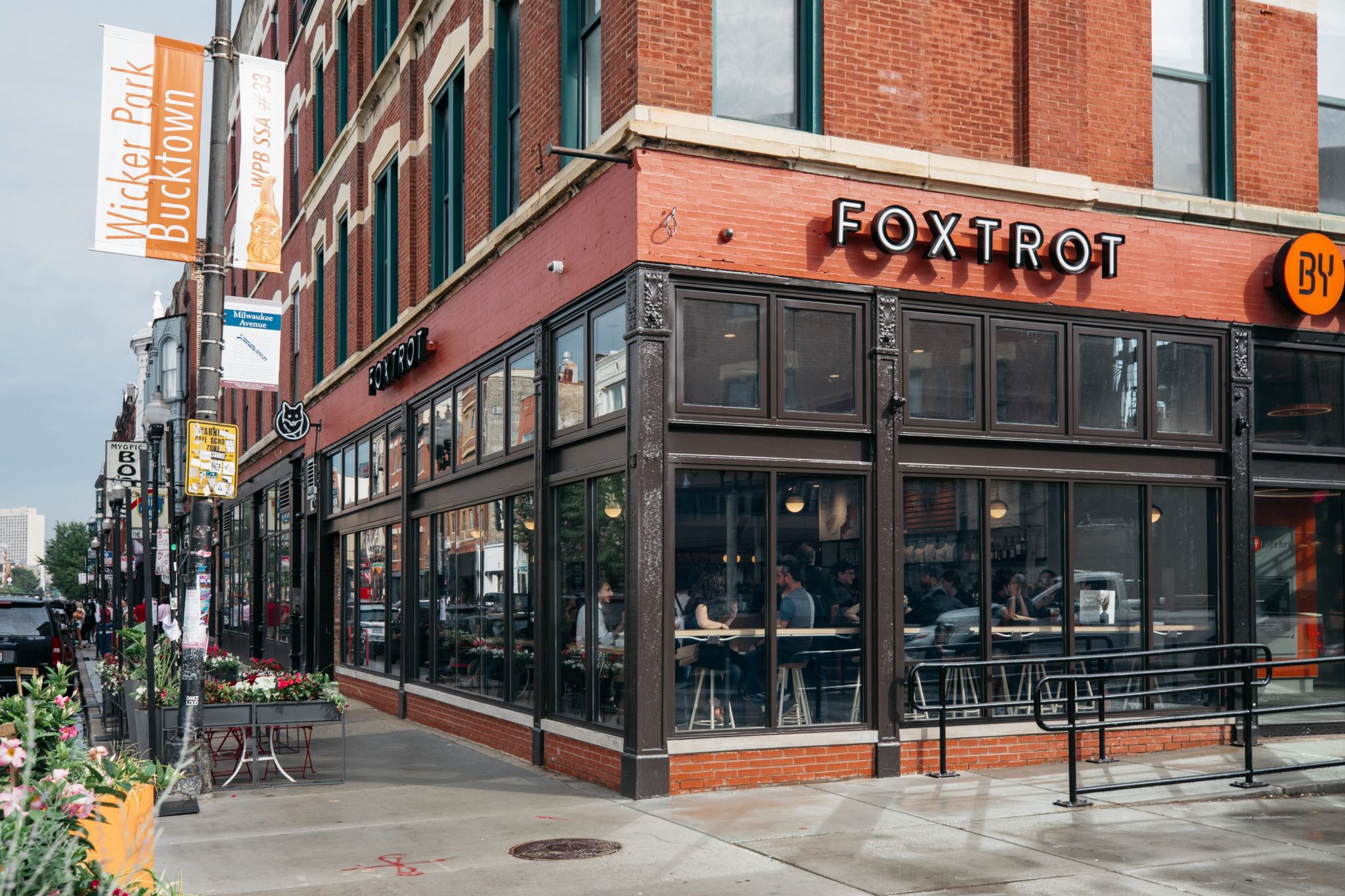 » Foxtrot Market in Chicago’s Bucktown Neighborhood Fixtures