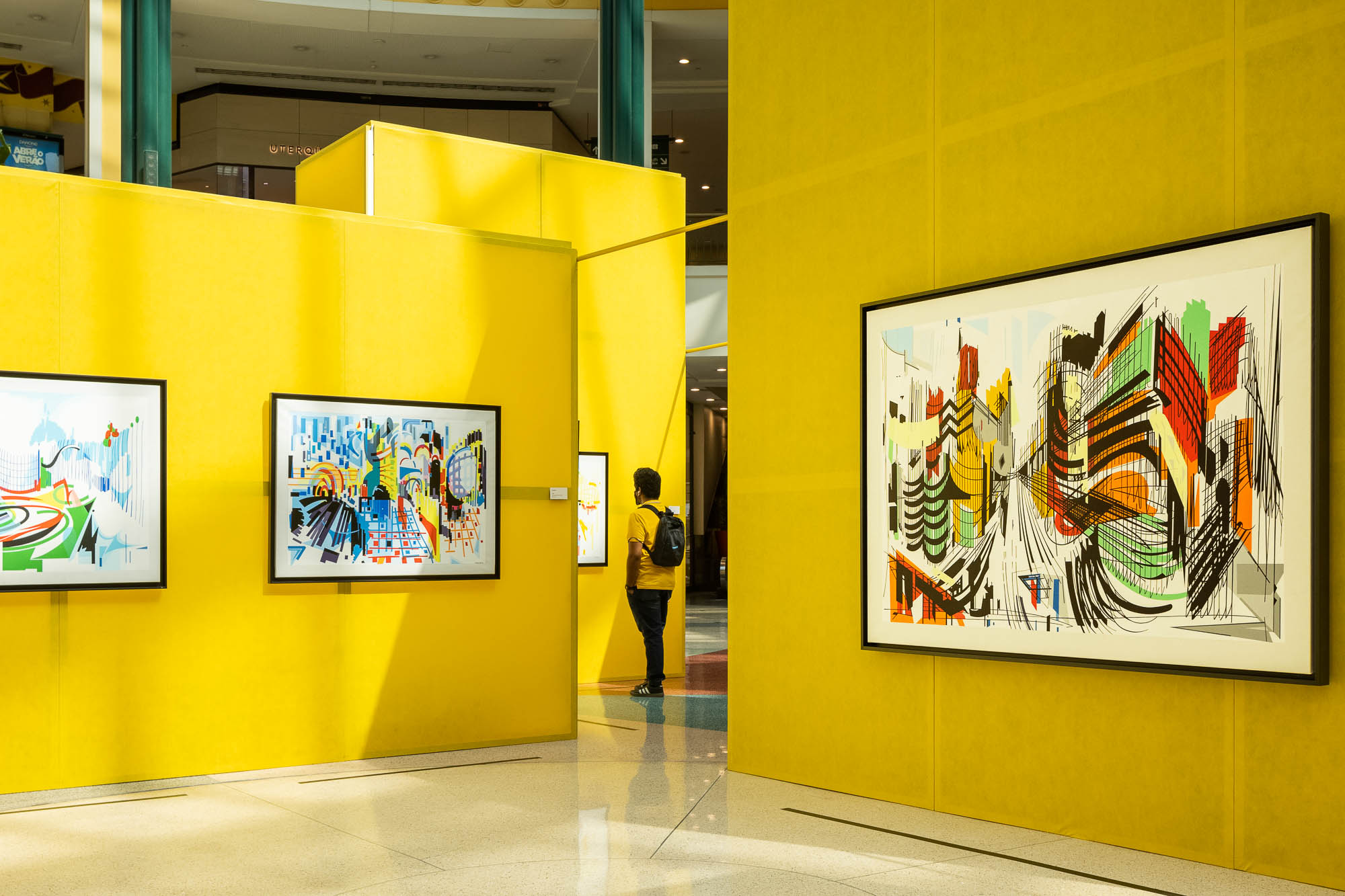 100 年前 Nadir Afonso no Colombo com arquitectura Diogo Aguiar S