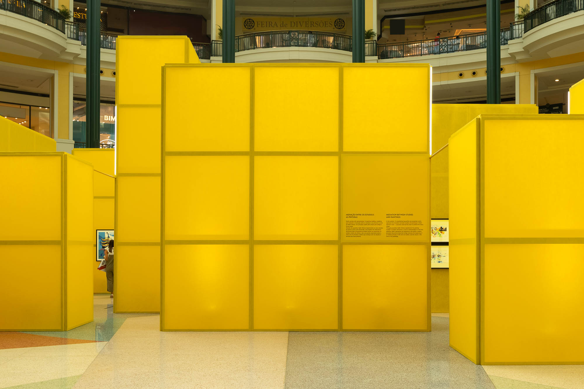 100 年前 Nadir Afonso no Colombo com arquitectura Diogo Aguiar S