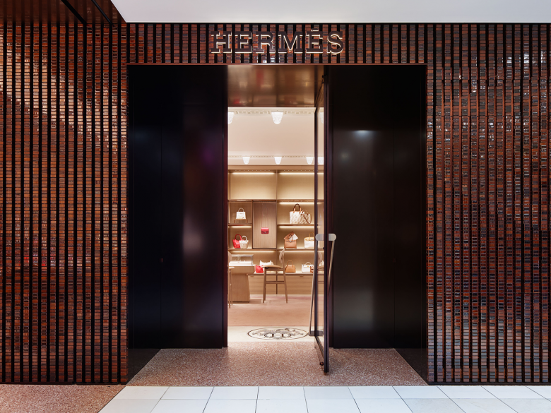 » Hermès shop-in-shop by RDAI