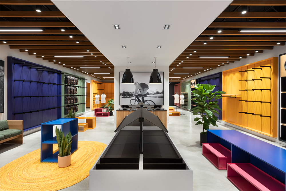 » Herschel flagship store