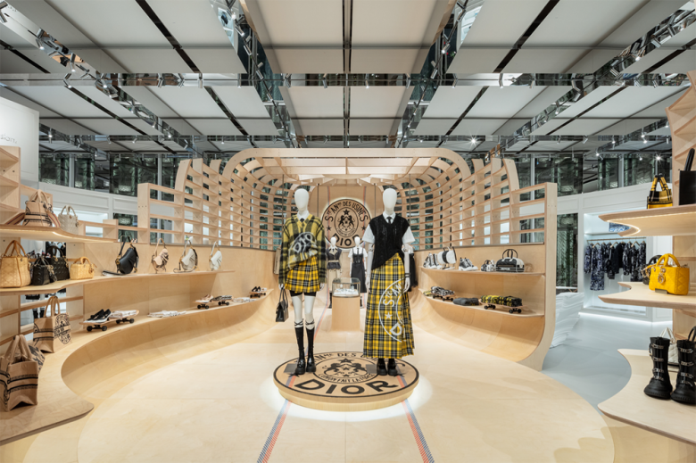 The Ultimate Guide to the Christian Dior Outlet  The Luxury Lowdown