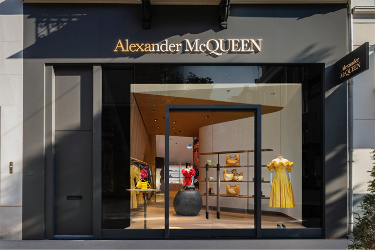 » Alexander McQueen store by Smiljan Radić