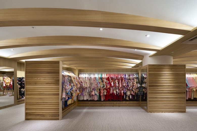 Mayuzuki Kimono Shop by Tsutsumi & Associates