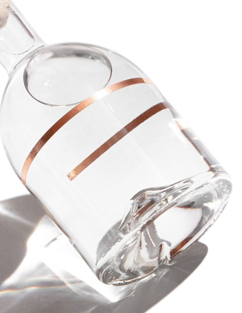 Oski Inj » OSKI – the layered gin by formascope agency