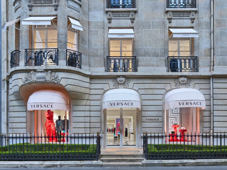 » Versace flagship store renewal