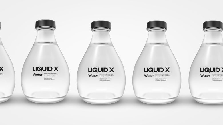 Glass bottle 3d rendering mockup design