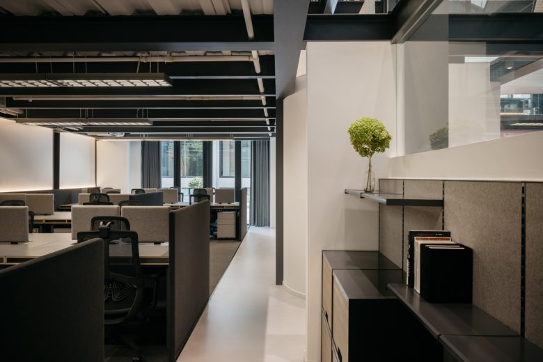 » RIDET office by RooMoo Design Studio