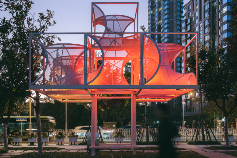 » Curly Cube by People’s Architecture Office