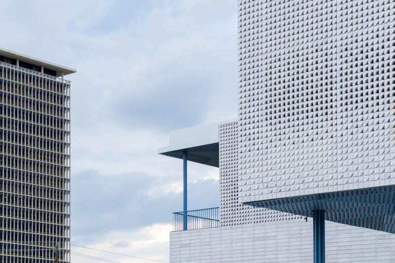 An up close of the stonework on the exterior of the Ismaili Center, Houston.